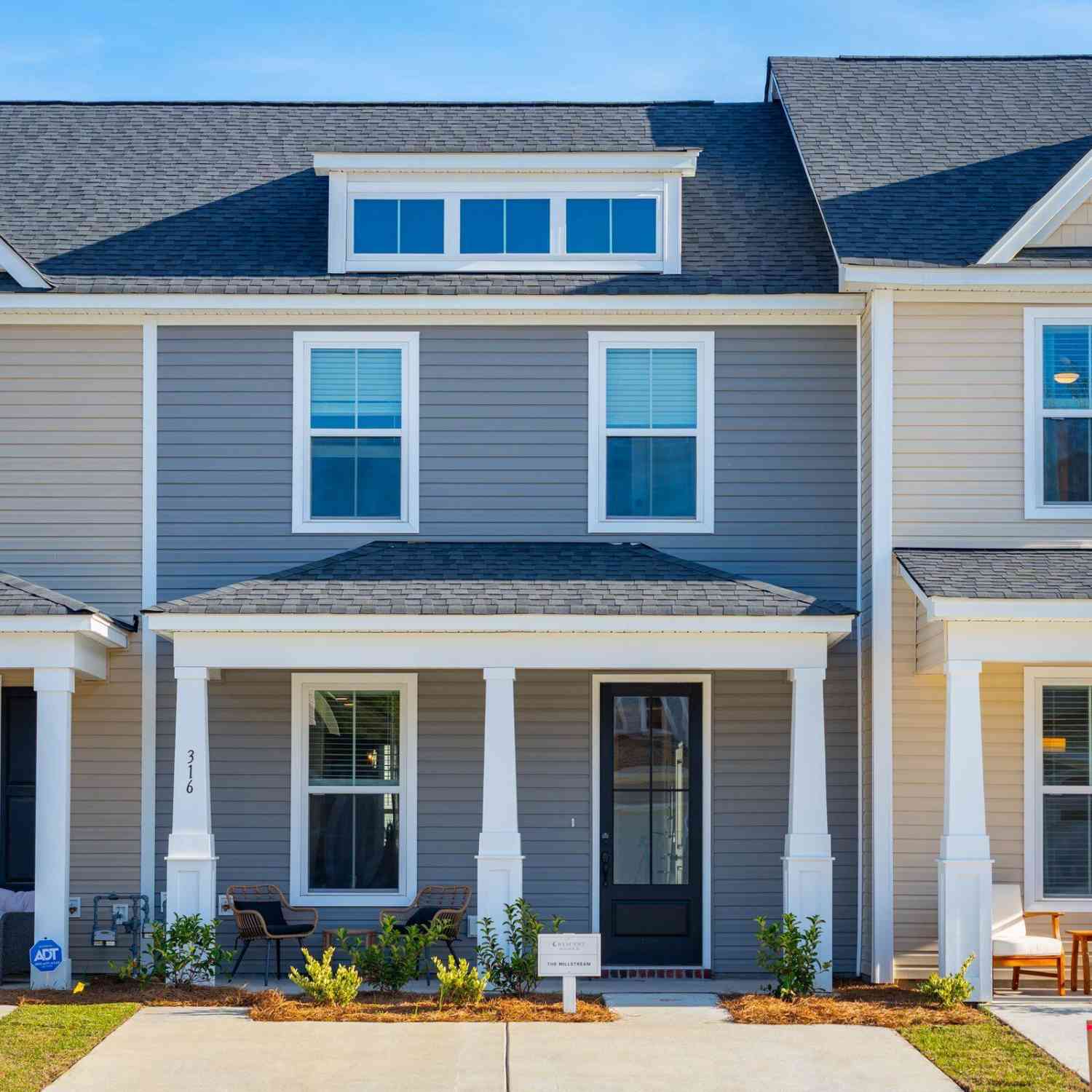 Townhouse For Sale - 235 Abercom Place Drive<br/> Moncks Corner, SC 29461