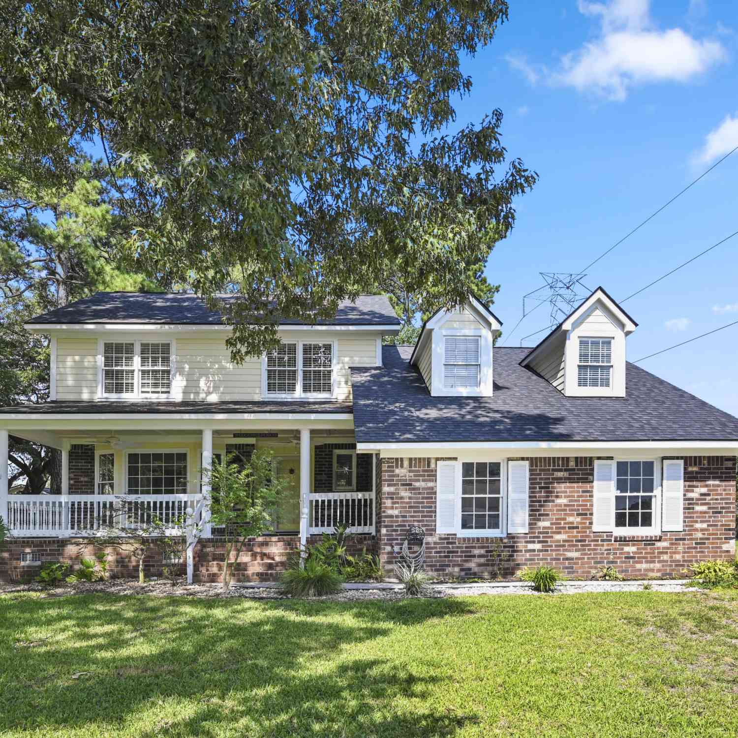 Homes For Sale - 8131 Waltham Road<br/> Charleston County, North Charleston, SC 29406