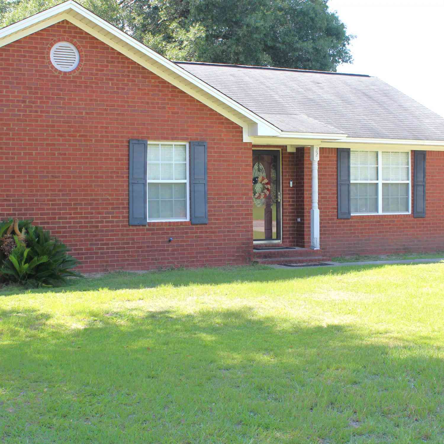 Homes For Sale - 22 James E Clyburn Bivd<br/> Kingstree, SC 29556