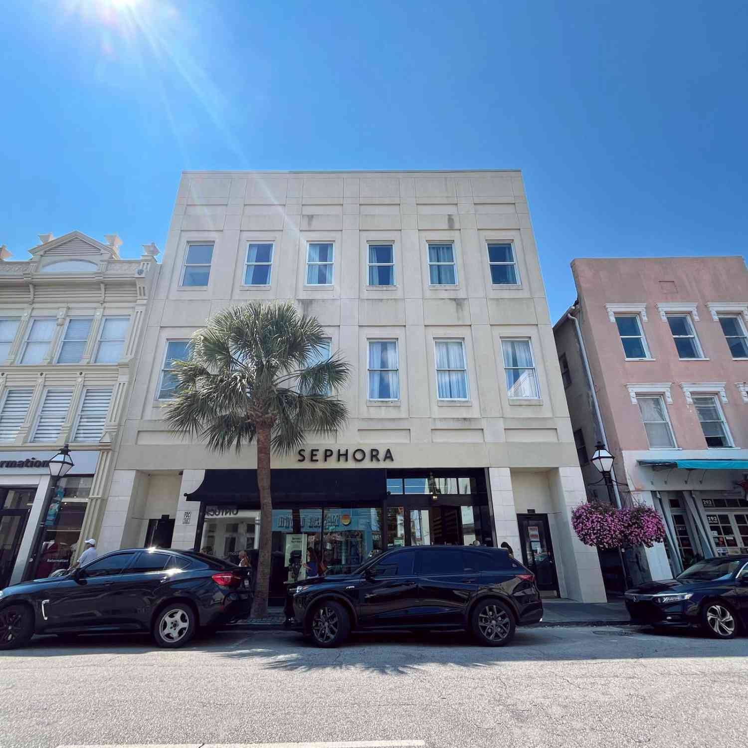 Homes For Rent - 291 King Street<br/> Charleston, SC 29401