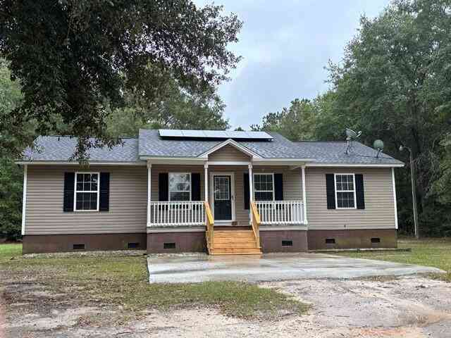 Homes For Sale - 425 Honeysuckle Lane<br/> Saint Stephen, SC 29479
