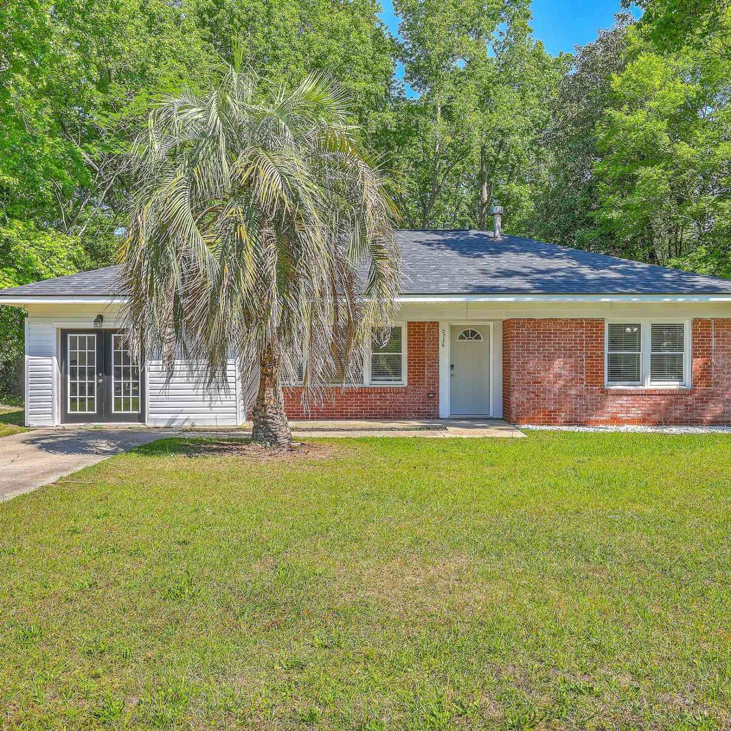Homes For Sale - 2736 Shadow Lane<br/> North Charleston, SC 29406