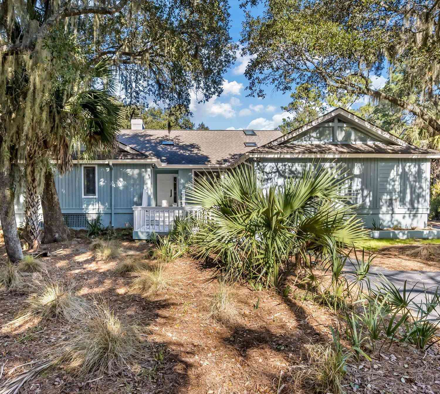 Homes For Sale - 260 Doral Open<br/> Kiawah Island, SC 29455