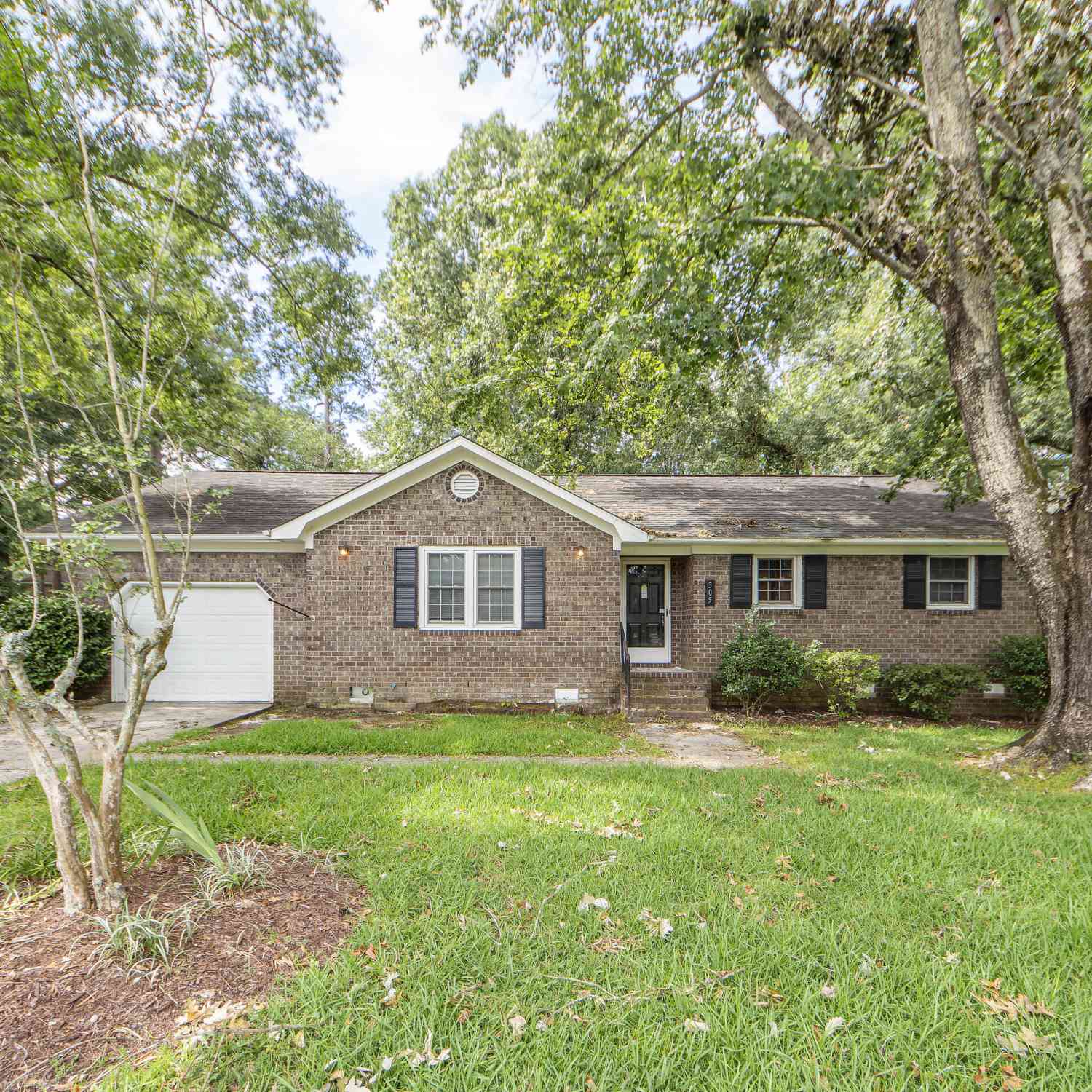 Condo For Rent - 305 Chessington Circle<br/> Summerville, SC 29485