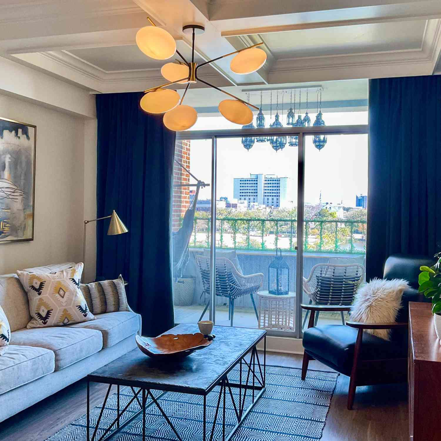 Condo For Rent - 14 Lockwood Drive #3B<br/> Charleston, SC 29401
