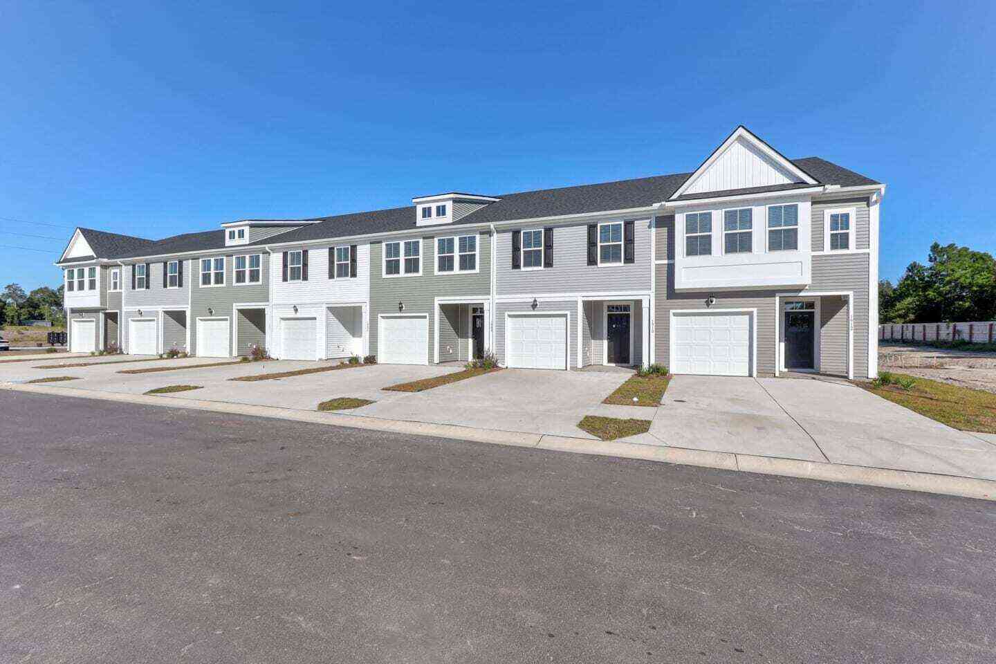 Condo For Rent - 5682 Sablewood Street #CONCORD<br/> North Charleston, SC 29406