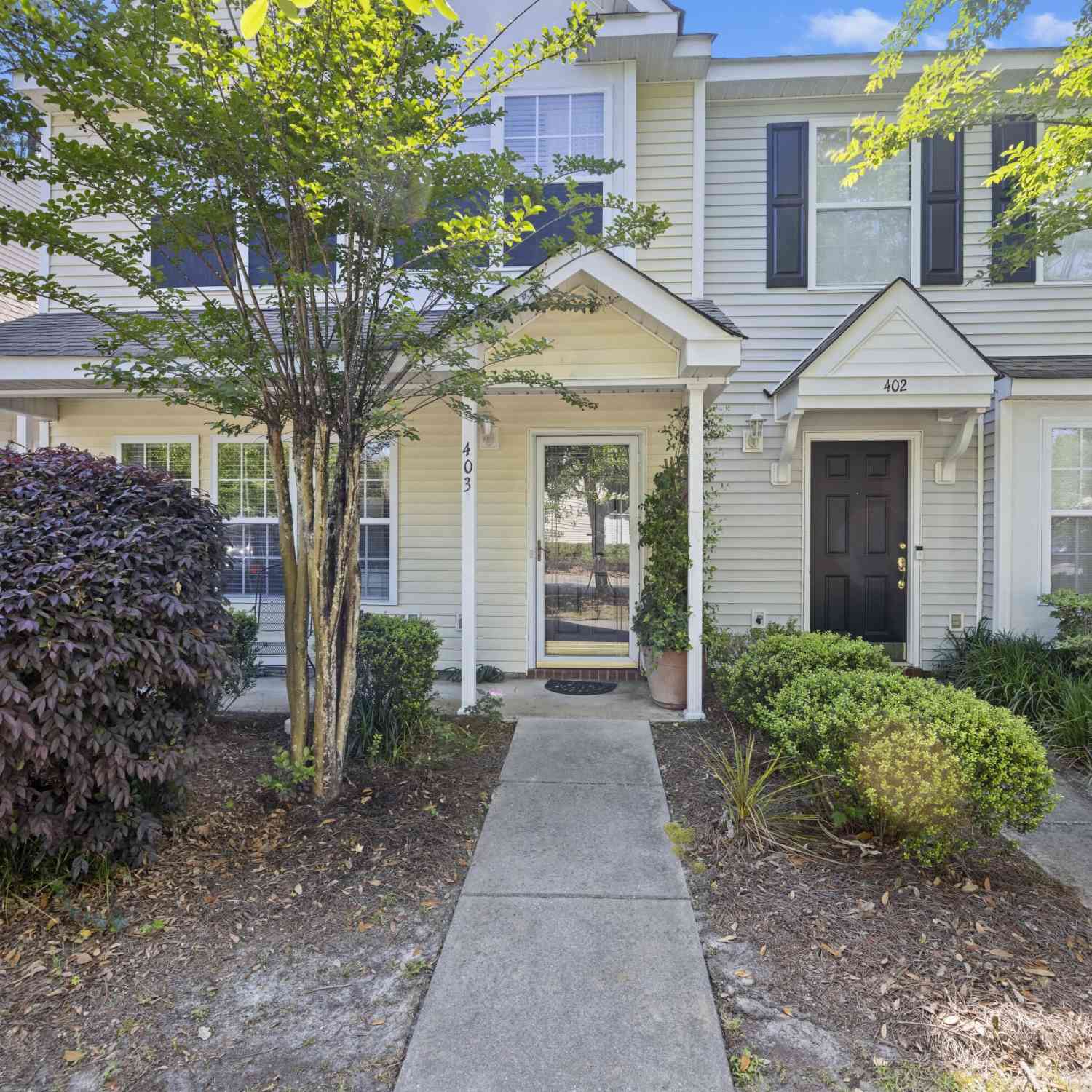 Townhouse For Sale - 403 Tree Branch Circle<br/> Summerville, SC 29483