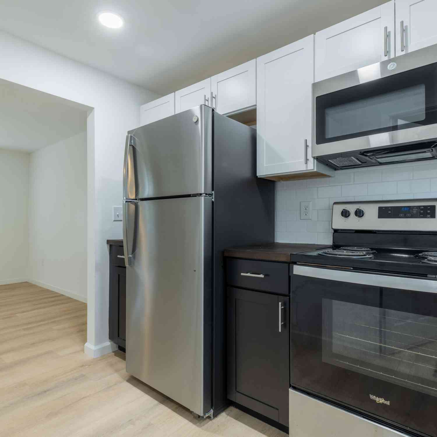 Multifamily For Rent - 2023 Clements Avenue<br/> North Charleston, SC 29405