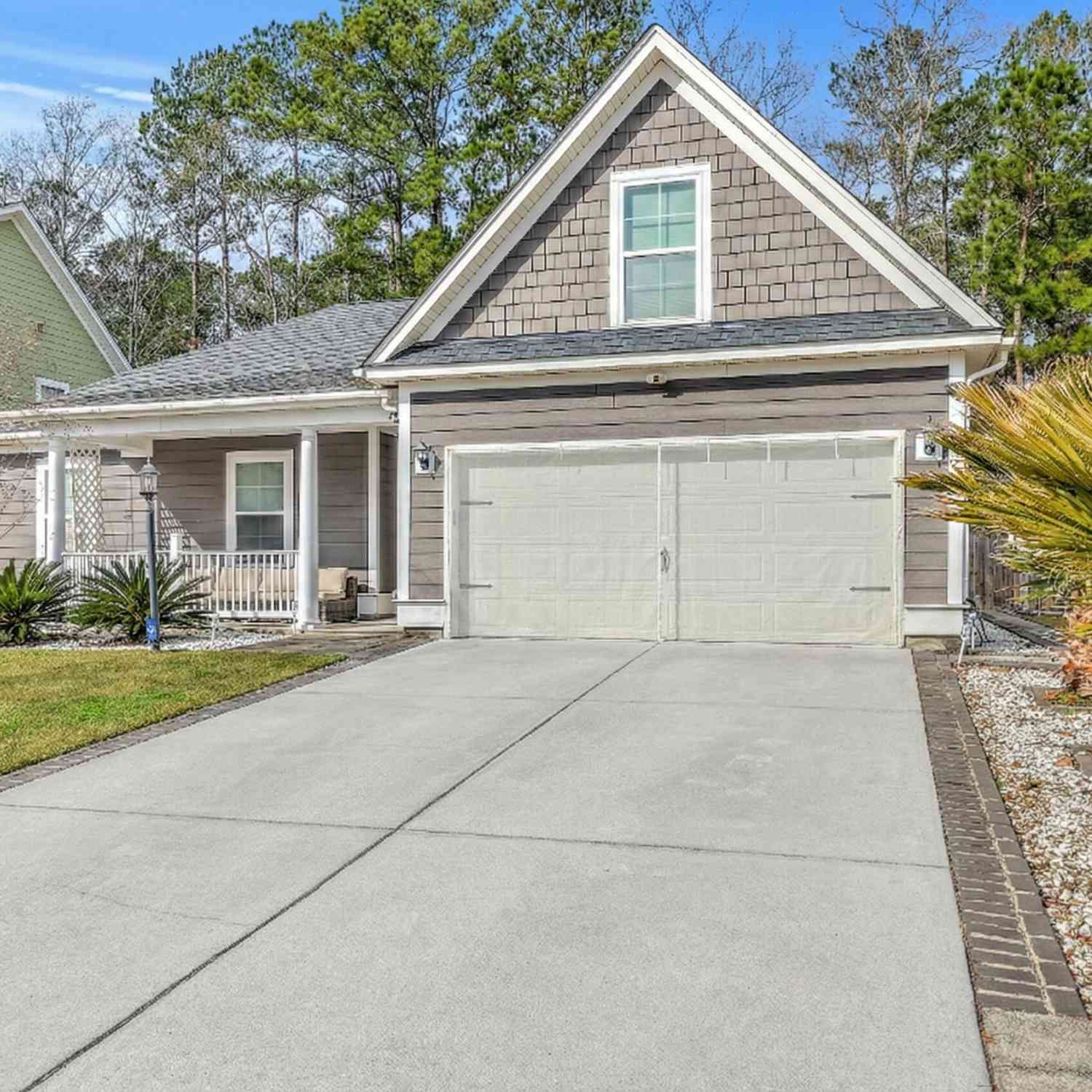 Mobile Home For Sale - 3811 Bonnecrest Lane<br/> North Charleston, SC 29420
