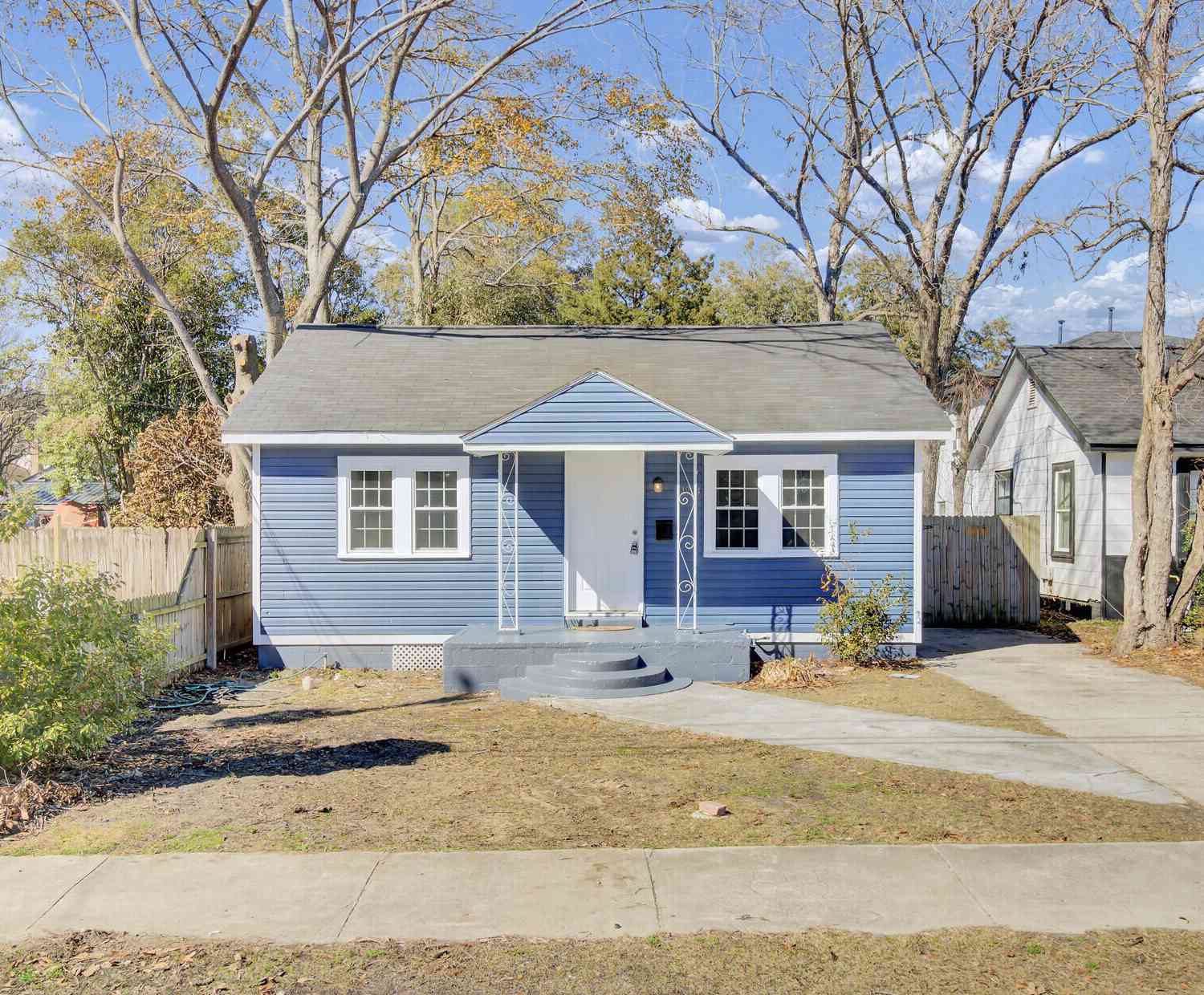 Mobile Home For Sale - 1904 Iris Street<br/> North Charleston, SC 29405