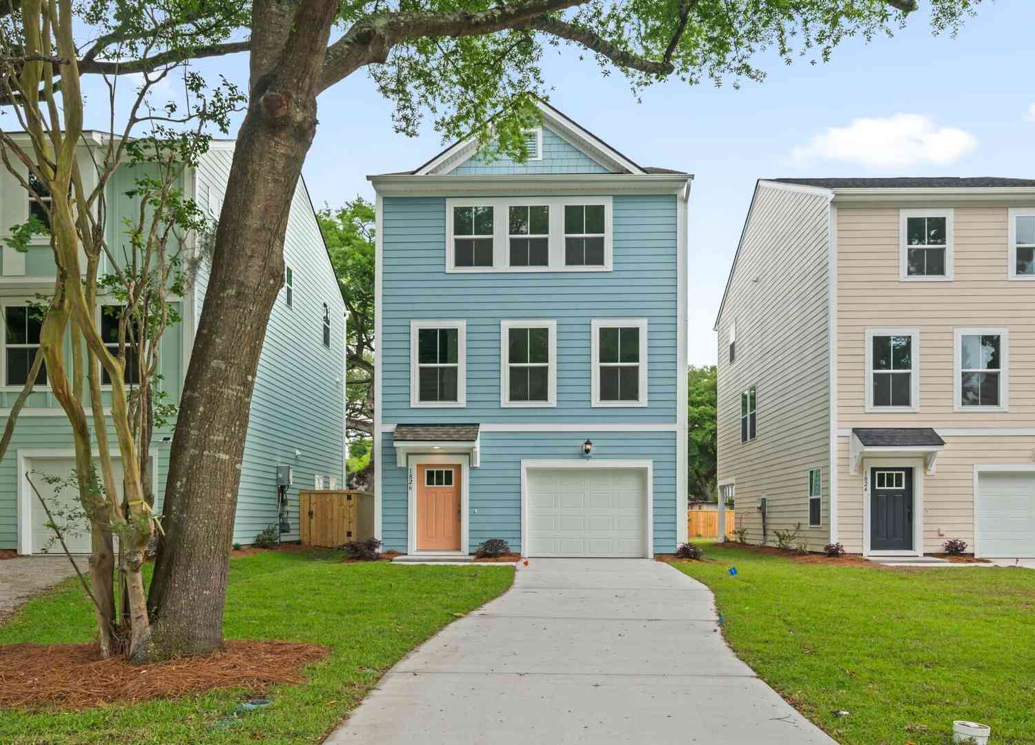 Homes For Sale - 1826 Helm Avenue<br/> North Charleston, SC 29405