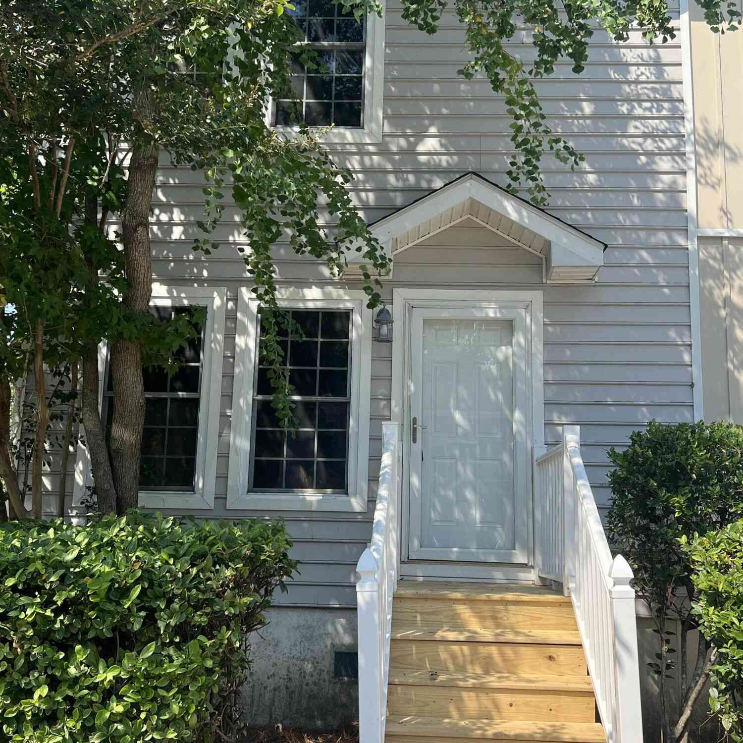 Homes For Rent - 8589 Lake Marion Drive #600, 800, 1000, 1100<br/> North Charleston, SC 29406