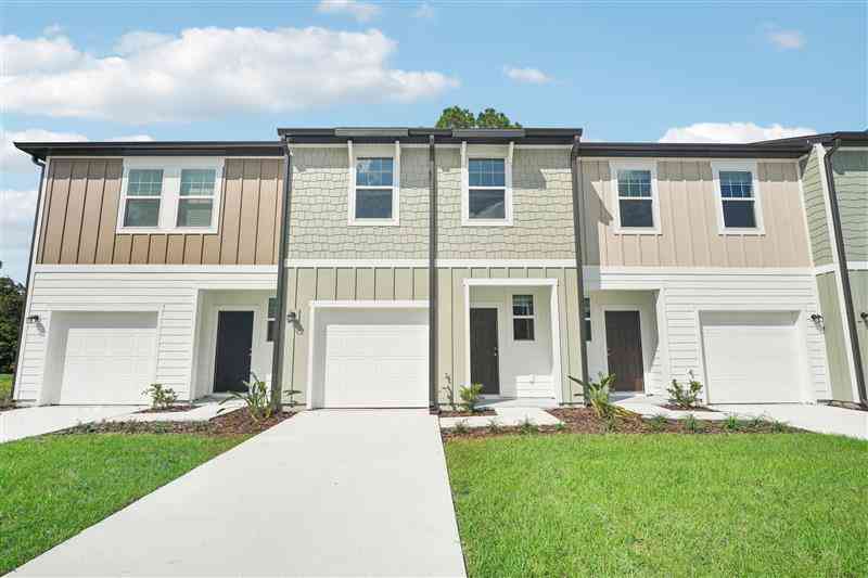 Townhouse For Sale - 149 Cotton Leaf Boulevard #56<br/> Summerville, SC 29486