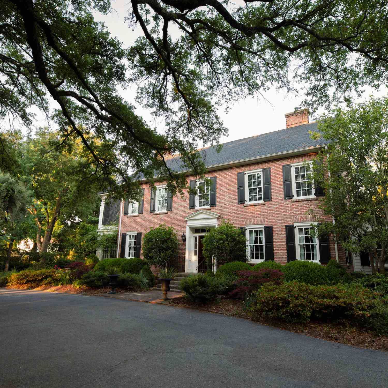 Homes For Sale - 1299 Old Towne Road<br/> Charleston, SC 29407