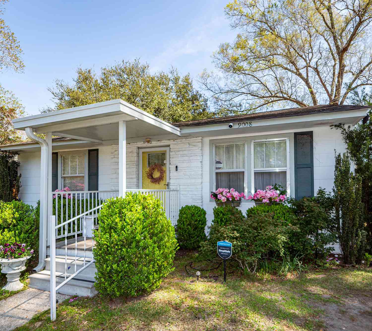 Homes For Sale - 9008 Timber Street<br/> North Charleston, SC 29406