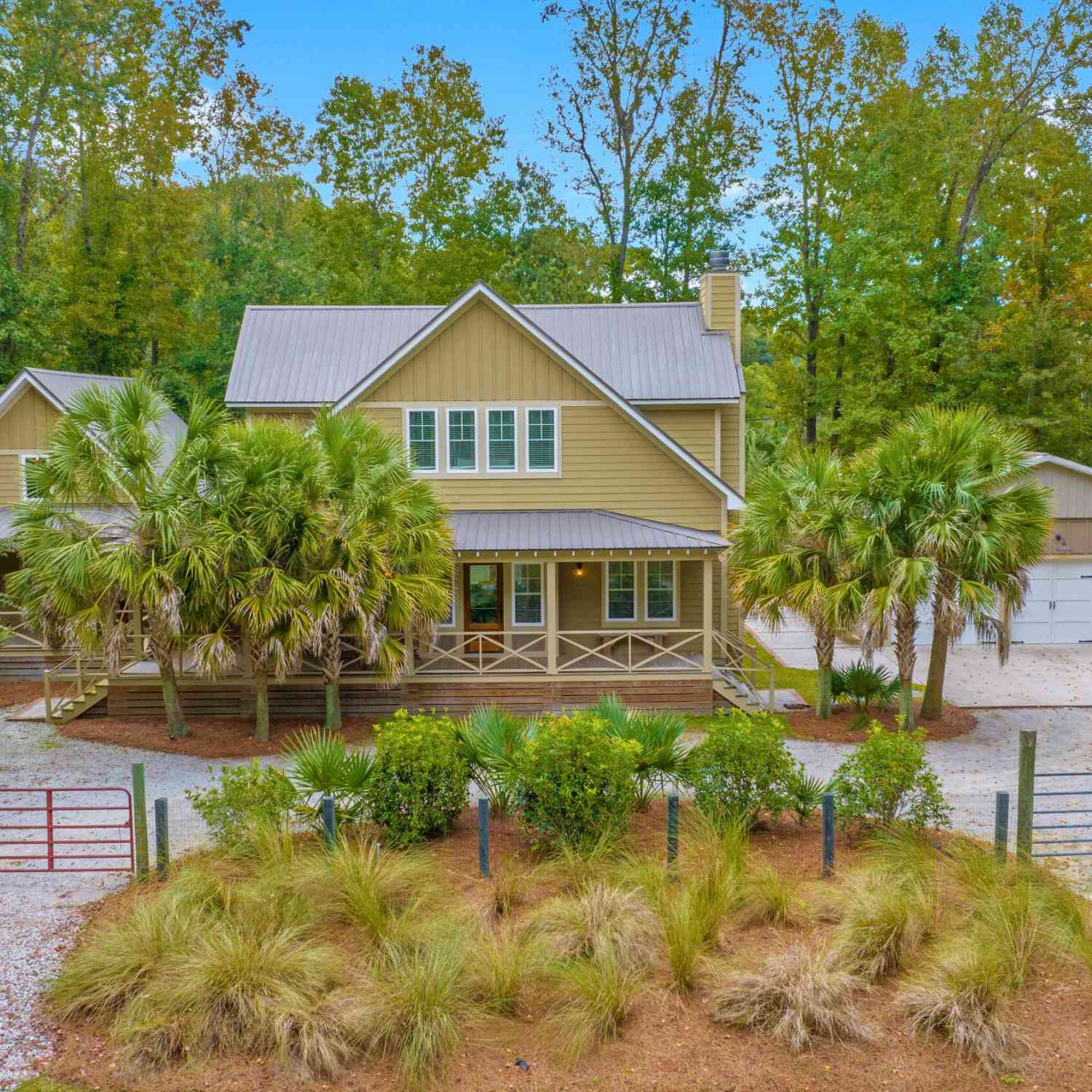 Homes For Sale - 869 Sonny Boy Lane<br/> Johns Island, SC 29455
