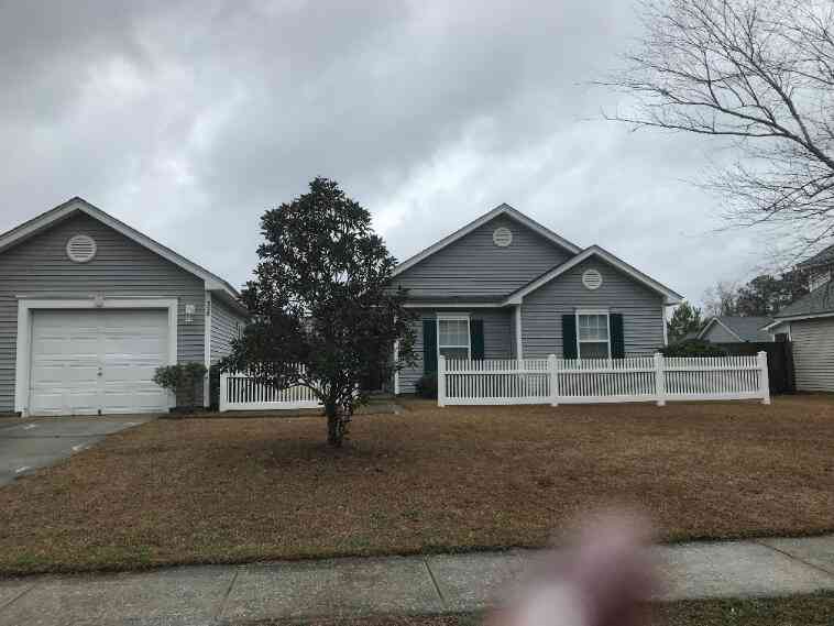 Homes For Rent - 328 Seneca River Drive<br/> Summerville, SC 29485
