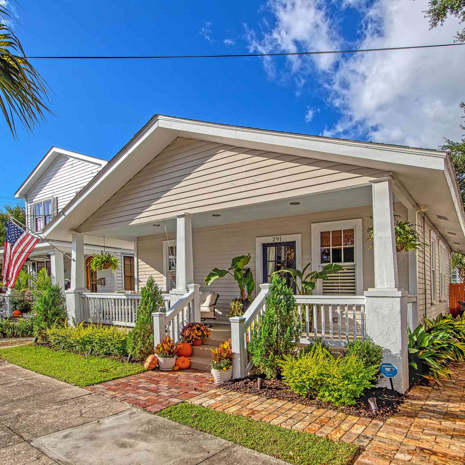 Homes For Rent - 291 President Street<br/> Charleston, SC 29403