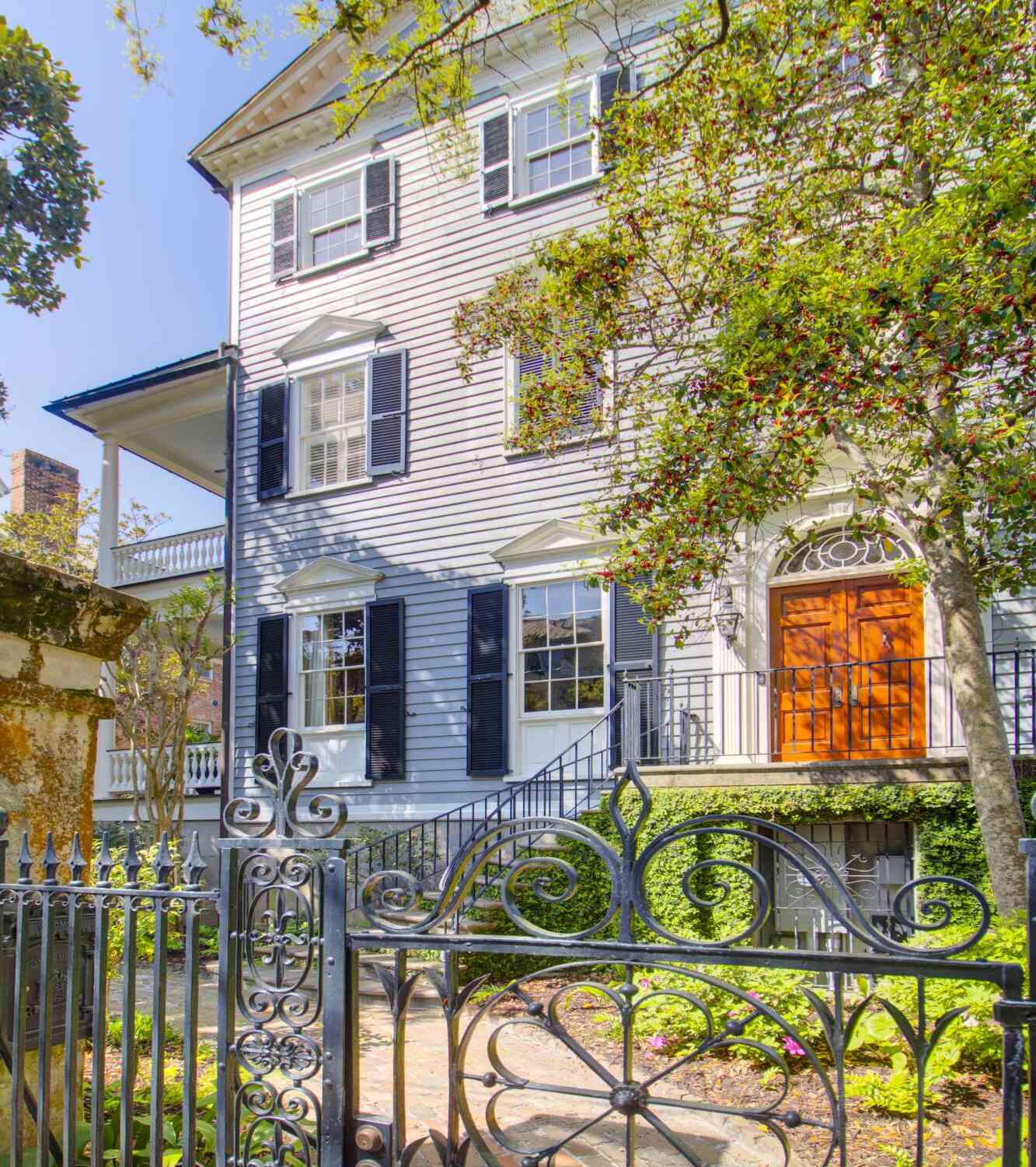 Homes For Sale - 7 Legare Street<br/> Charleston, SC 29401