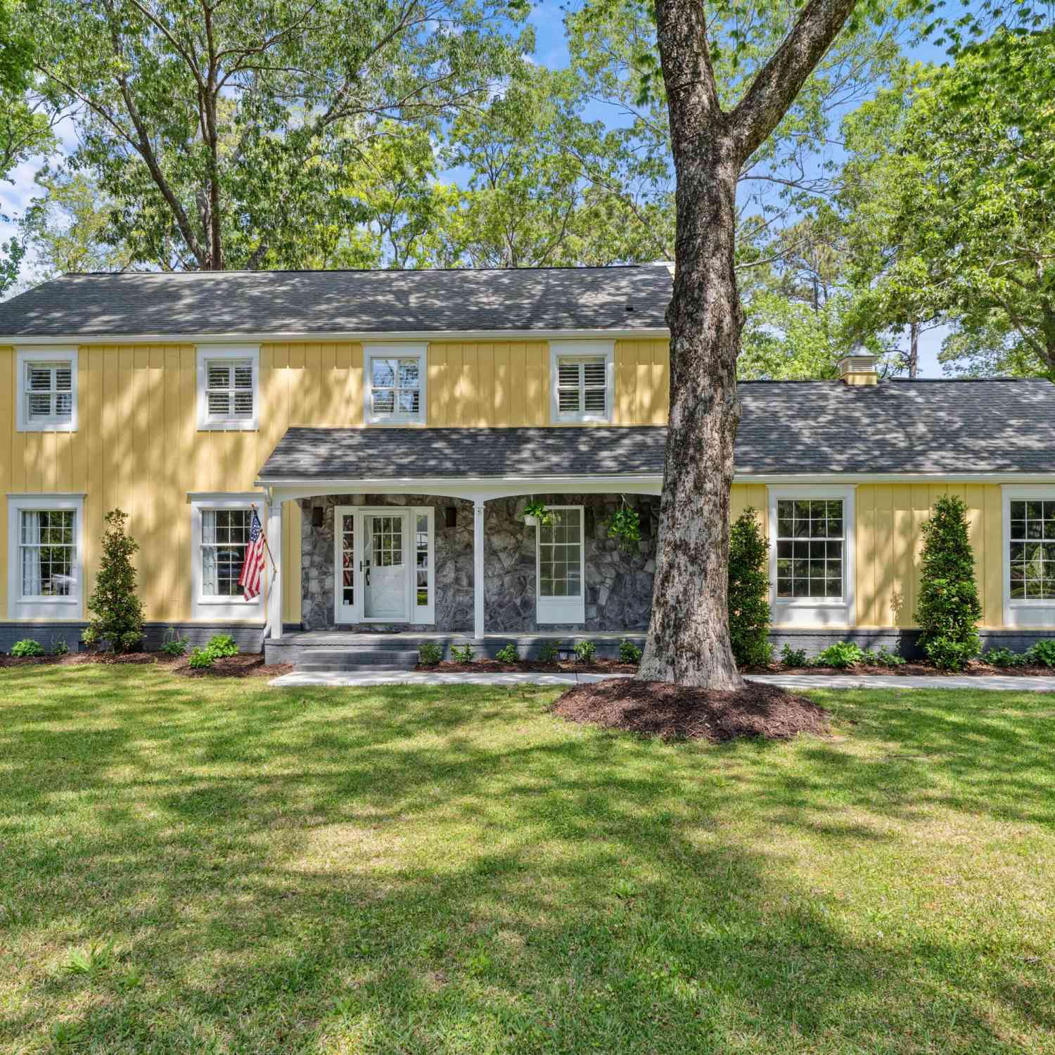 Homes For Sale - 1088 Deleisseline Boulevard<br/> Mount Pleasant, SC 29464