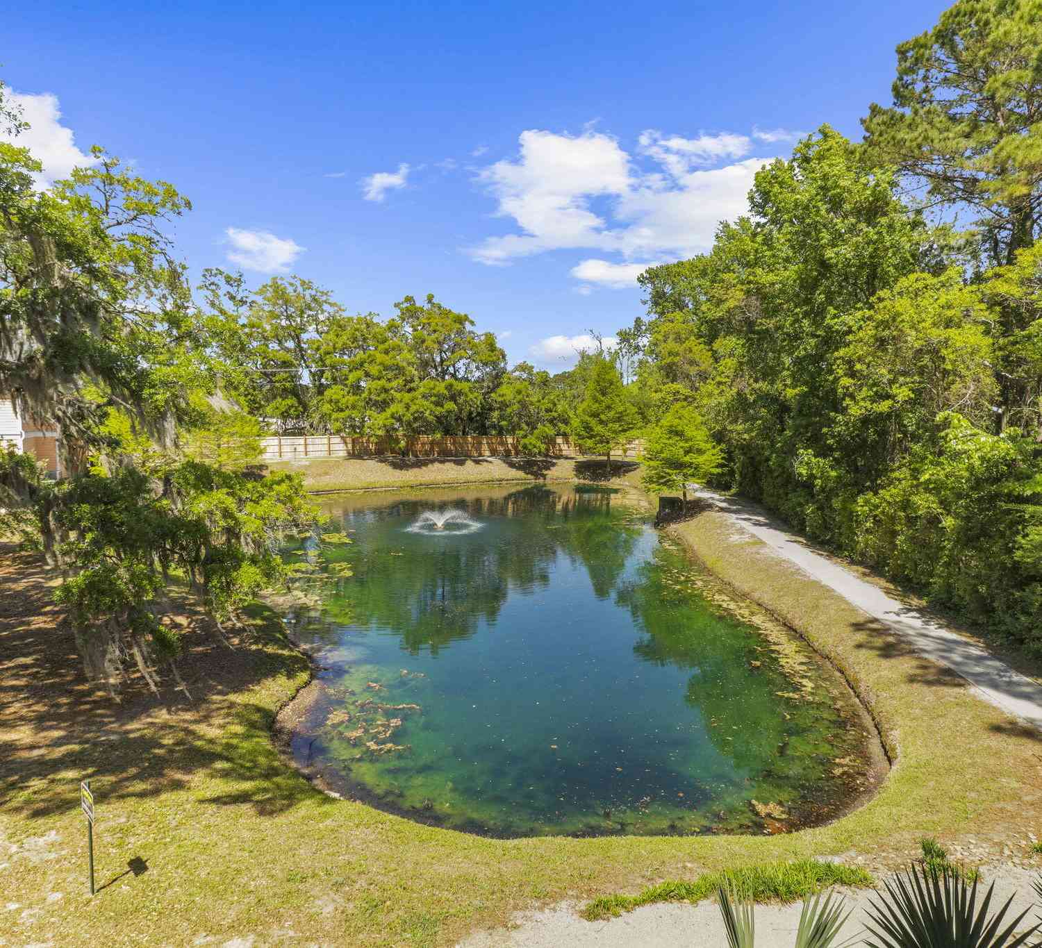 Condo For Sale - 1925 Chatelain Way<br/> Mount Pleasant, SC 29464