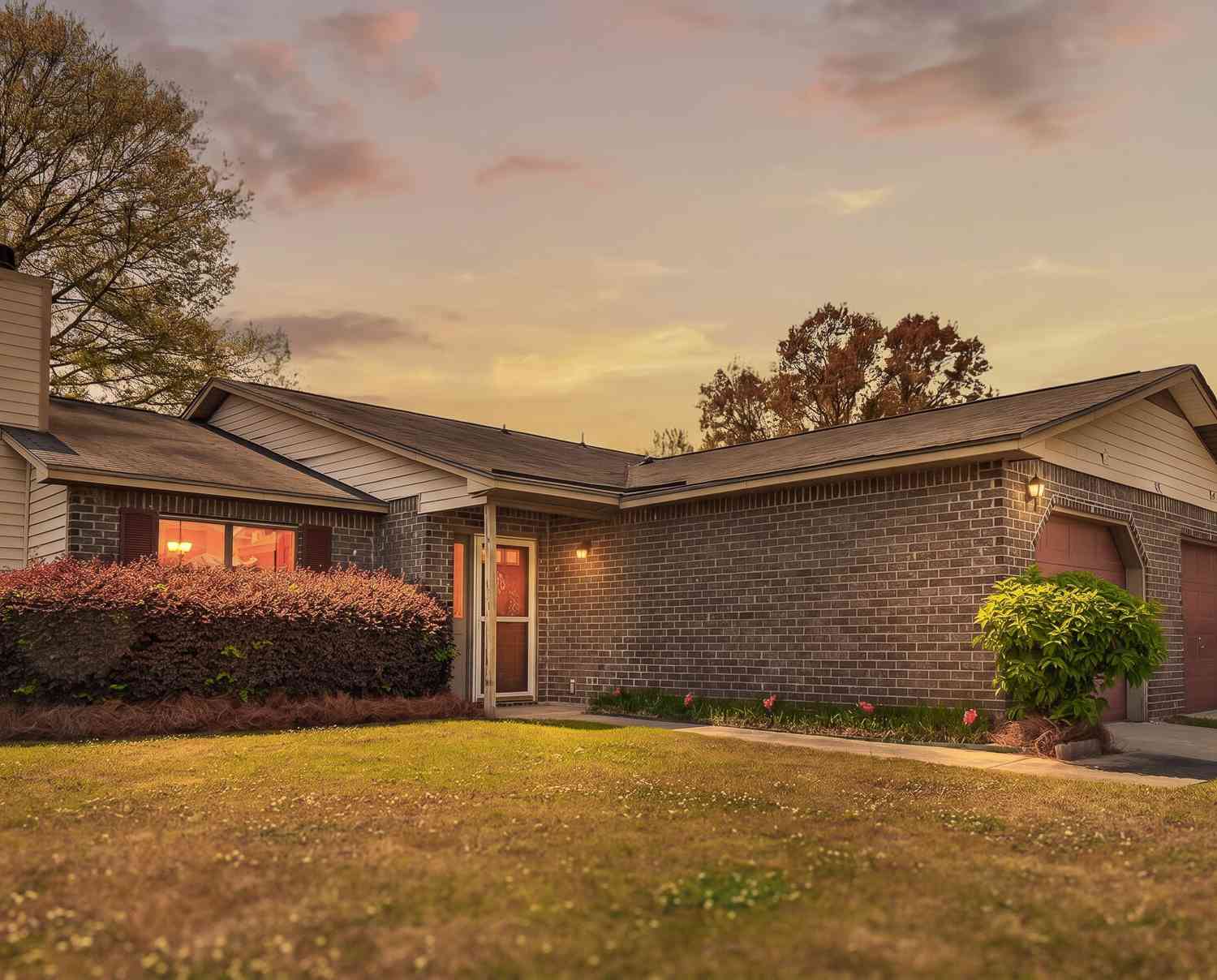 Townhouse For Sale - 821 Winthrop Street #A<br/> Ladson, SC 29456