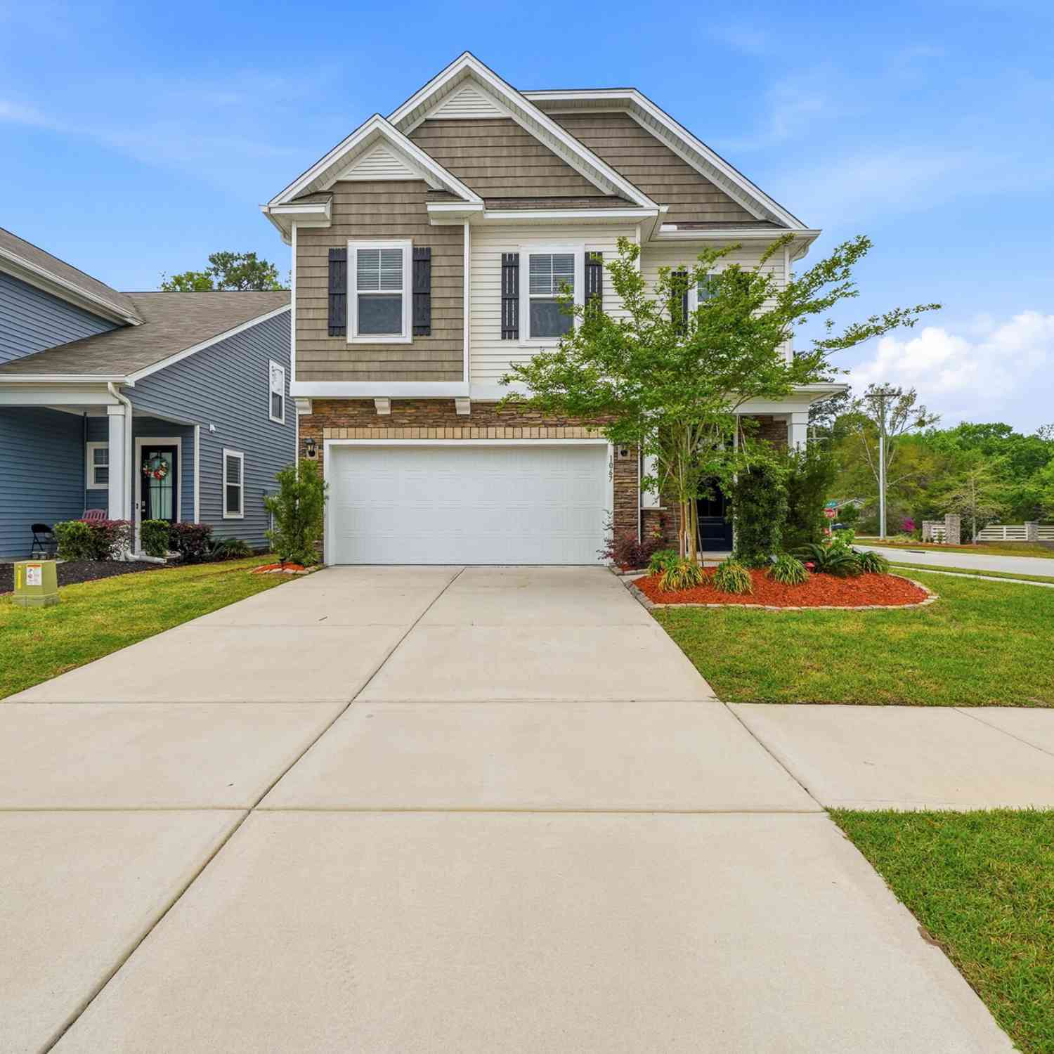 Homes For Sale - 1067 Sago Palm Court<br/> Mount Pleasant, SC 29429