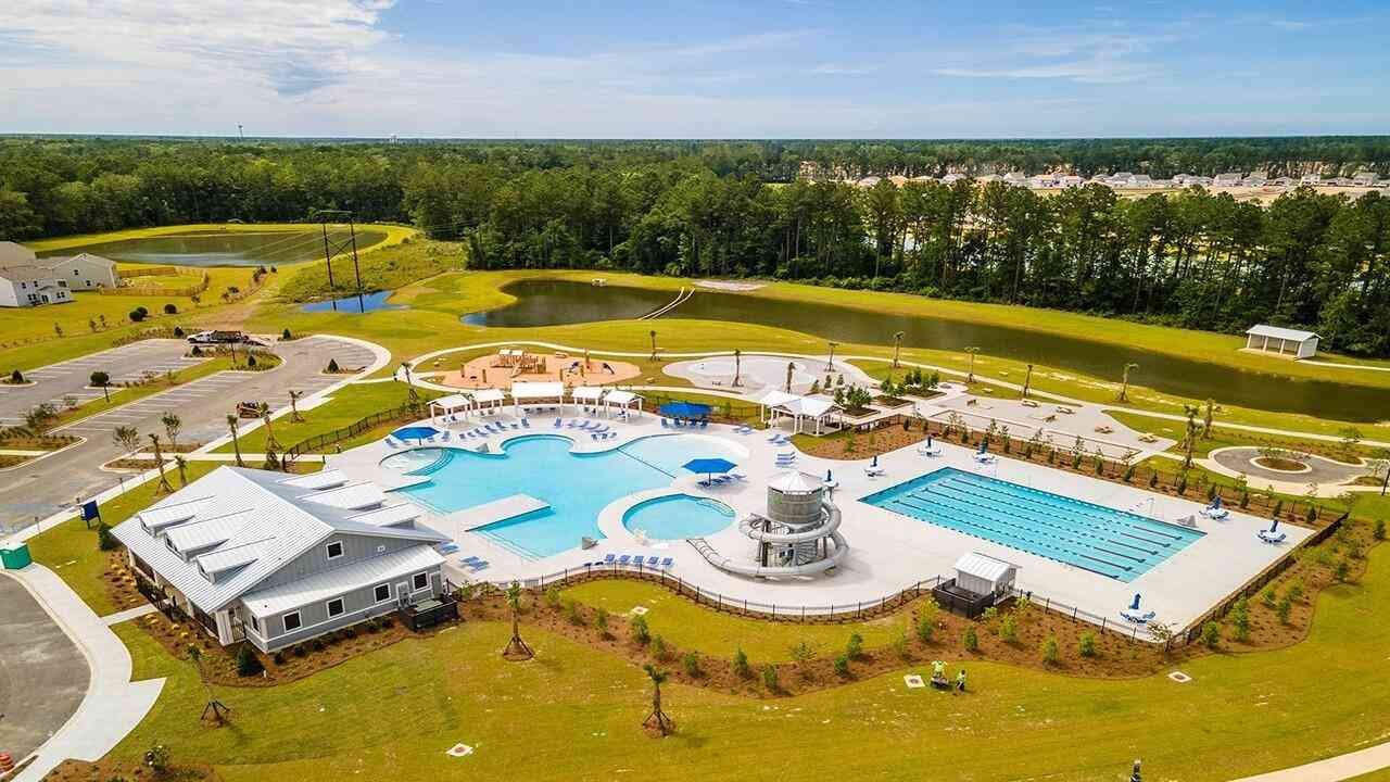 Homes For Sale - 533 Lake Ridge Boulevard<br/> Berkeley County, Summerville, SC 29486
