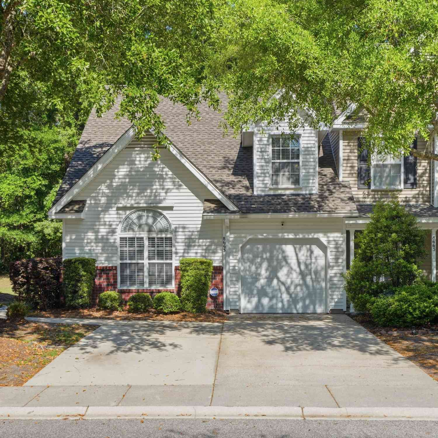 Townhouse For Sale - 8663 Grassy Oak Trail<br/> North Charleston, SC 29420
