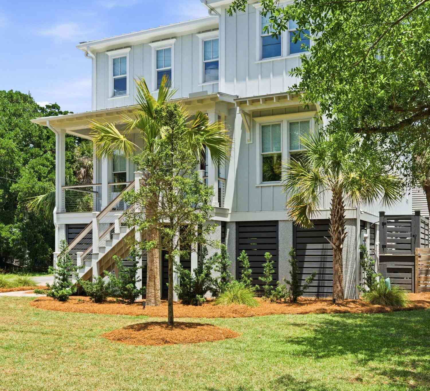 Homes For Sale - 2200 Hartnett Boulevard<br/> Charleston County, Isle of Palms, SC 29451