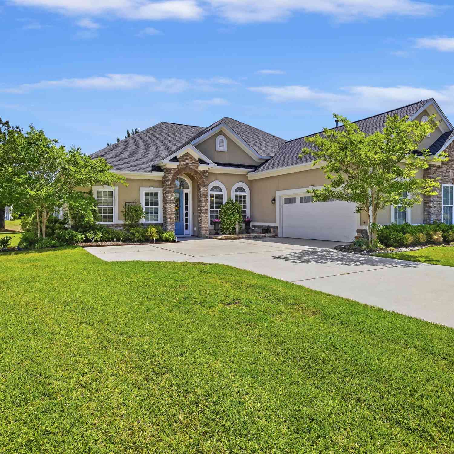 Homes For Sale - 161 St Andrews Crescent<br/> Hardeeville, SC 29927