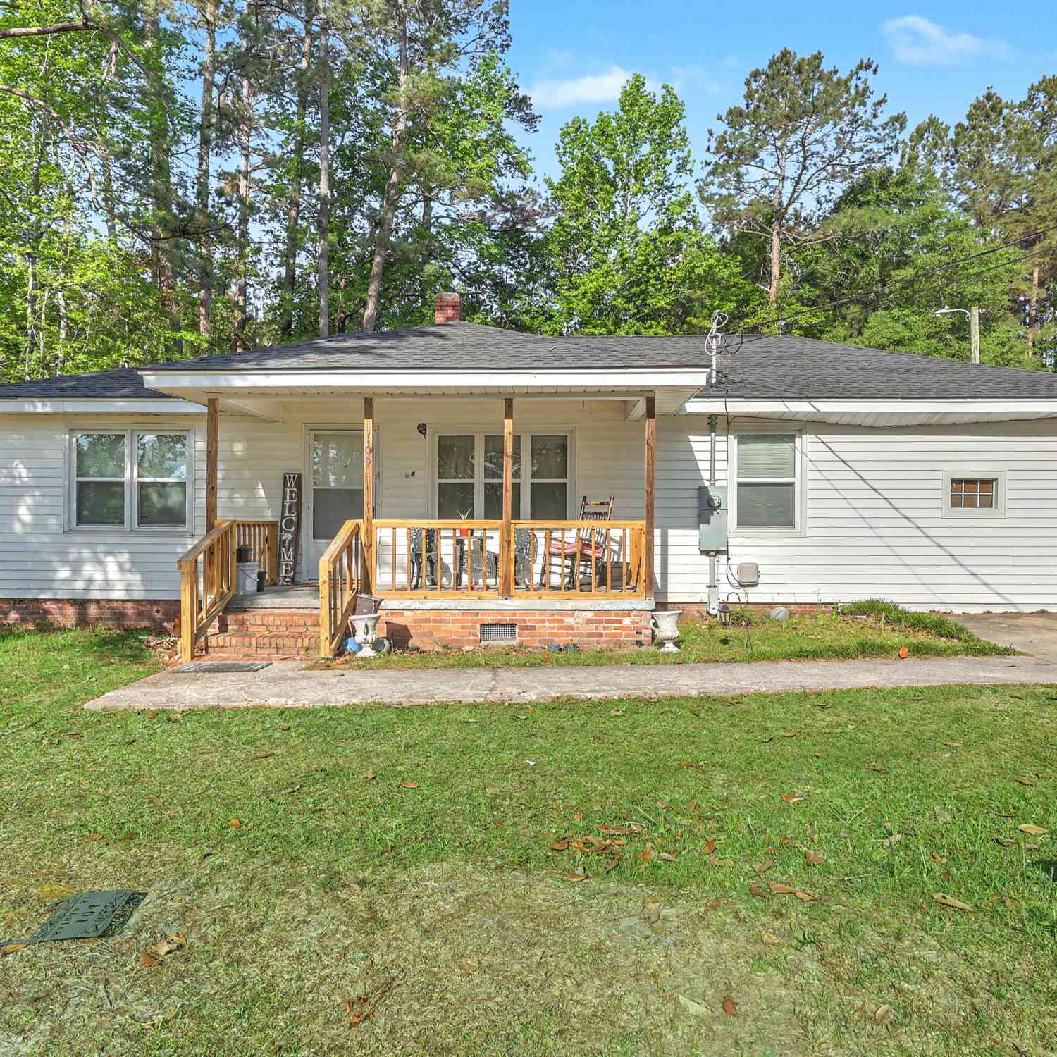 Homes For Sale - 104 Saluda Street<br/> Hampton County, Hampton, SC 29924