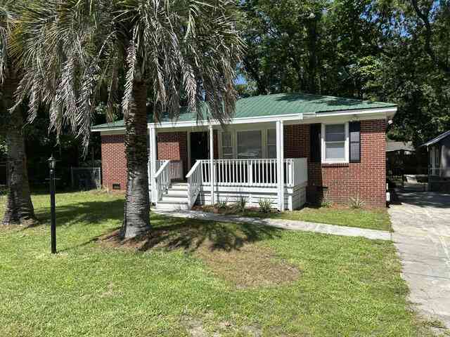 Homes For Sale - 333 Annette Drive<br/> Berkeley County, Goose Creek, SC 29445