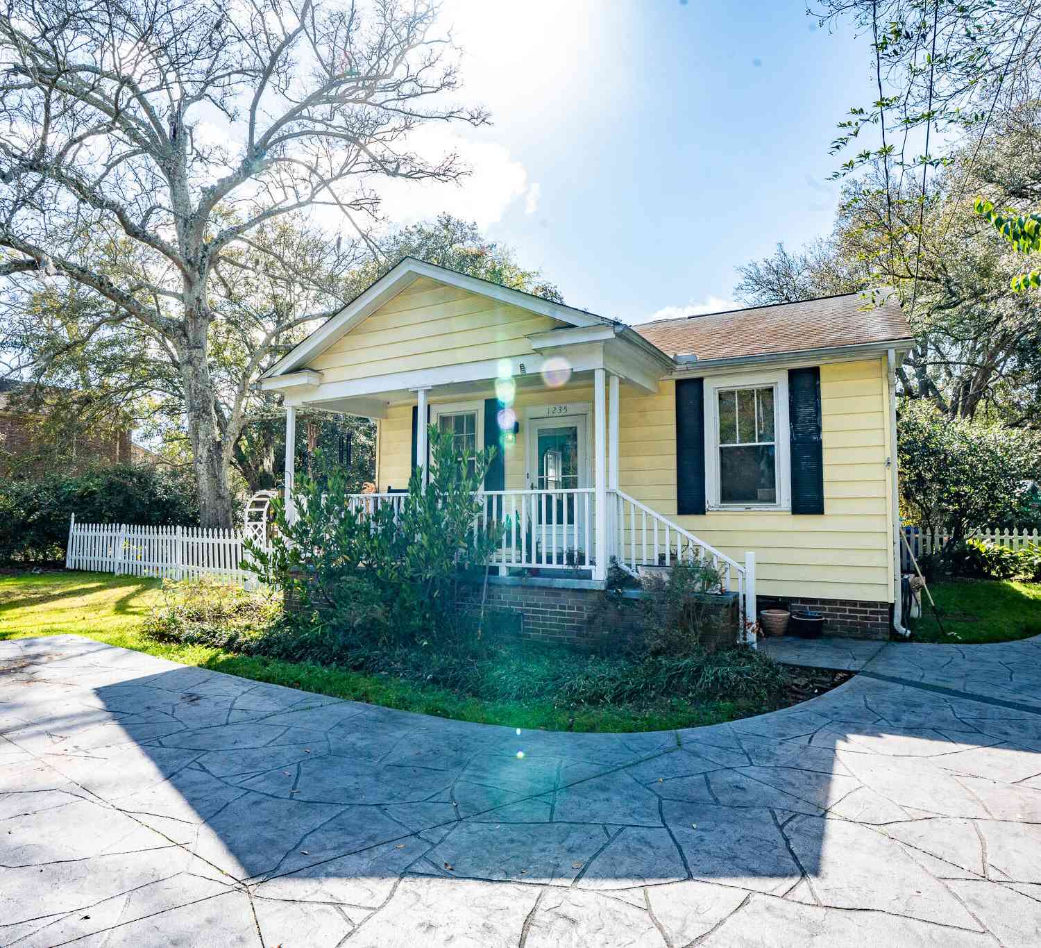 Homes For Rent - 1235 Ashley Hall Road<br/> Charleston, SC 29407