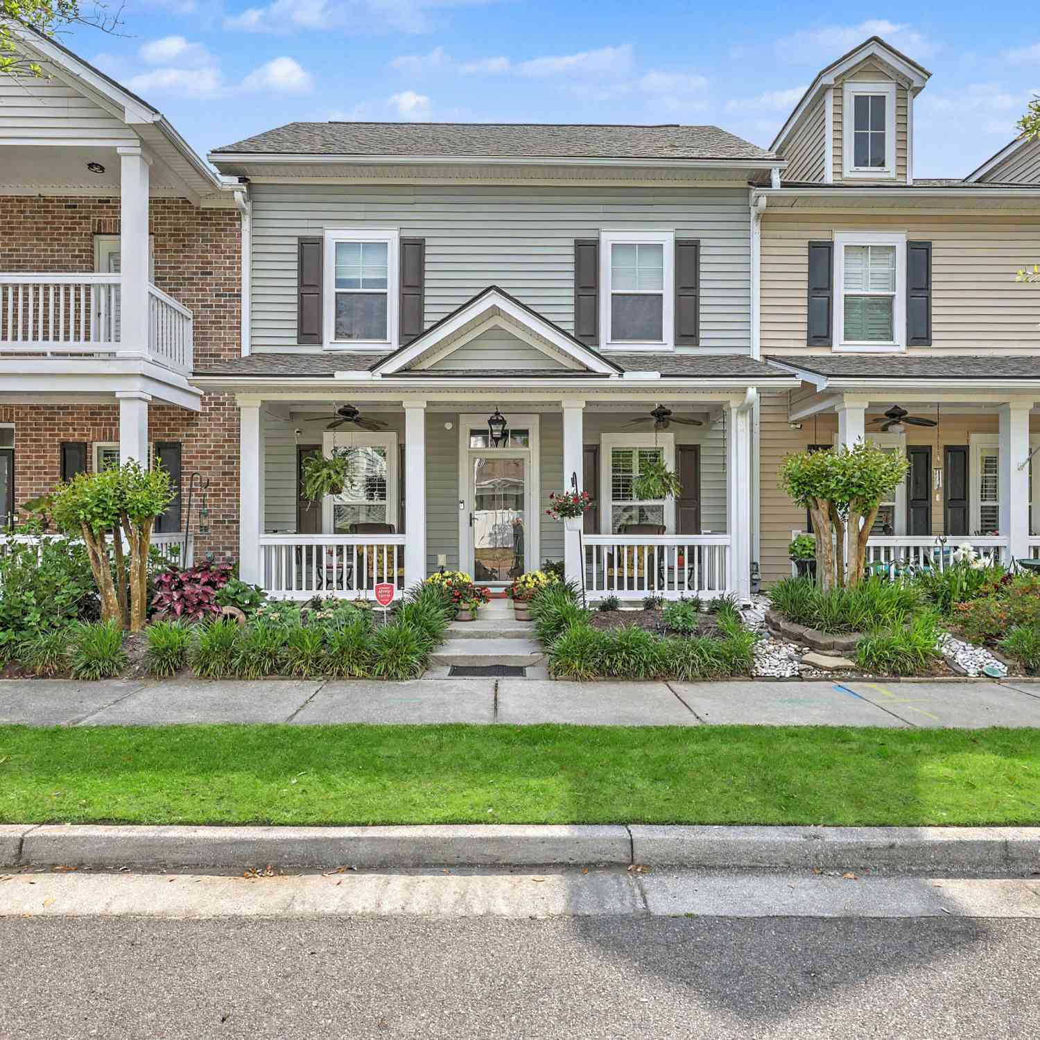 Townhouse For Sale - 1433 Nautical Chart Drive<br/> Charleston, SC 29414