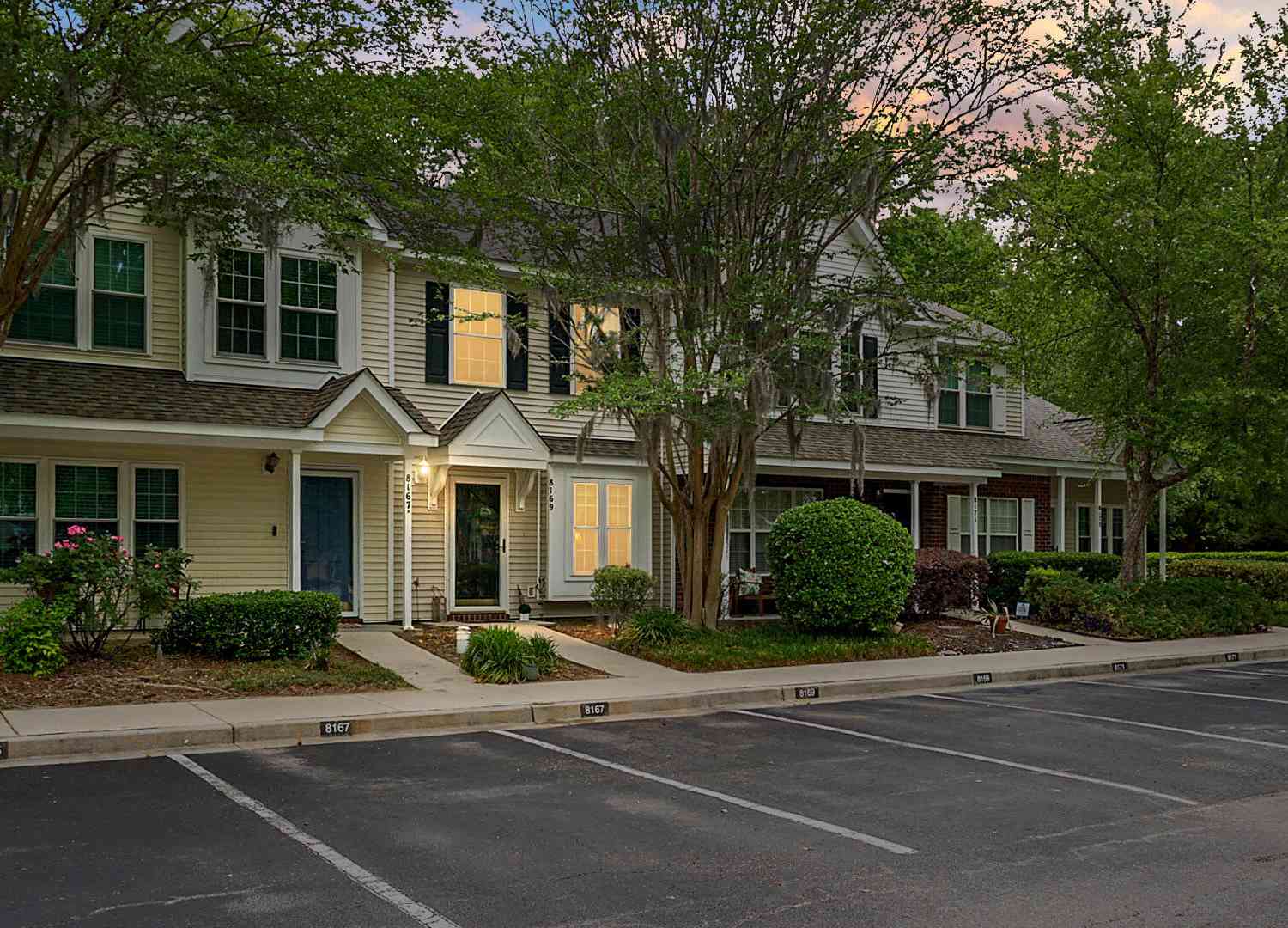 Townhouse For Sale - 8169 Shadow Oak Drive<br/> North Charleston, SC 29406