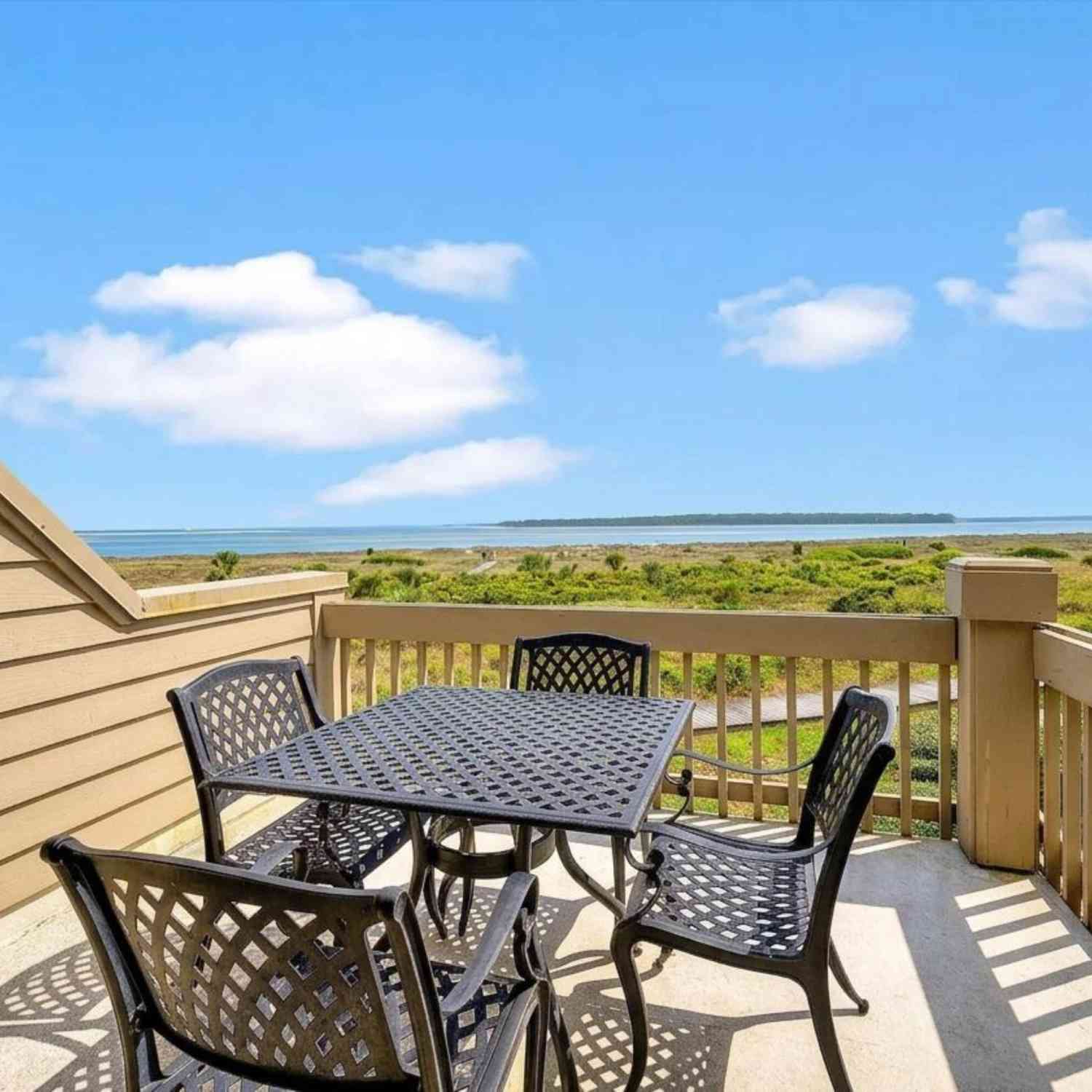 Villa For Sale - 1360 Pelican Watch Villas<br/> Charleston County, Seabrook Island, SC 29455