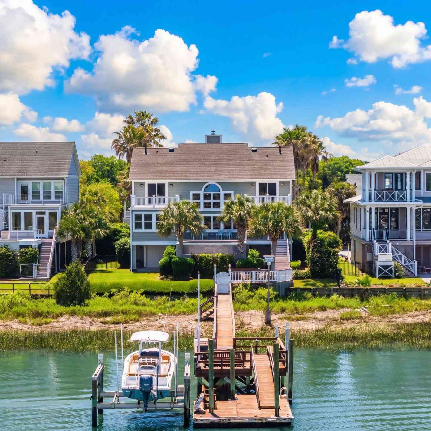 Homes For Sale - 16 Intracoastal Court<br/> Charleston County, Isle of Palms, SC 29451