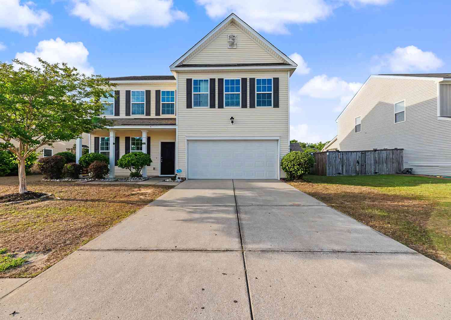 Homes For Sale - 406 Gianna Lane<br/> Goose Creek, SC 29445