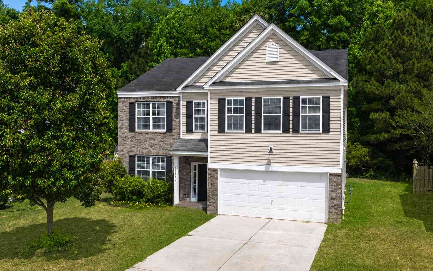 Homes For Sale - 2015 Isabela Court<br/> Summerville, SC 29483