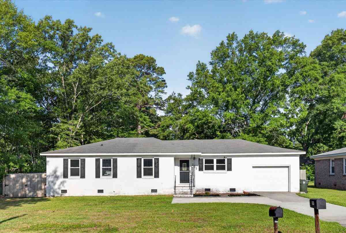 Homes For Sale - 227 Jean Wells Drive<br/> Goose Creek, SC 29445