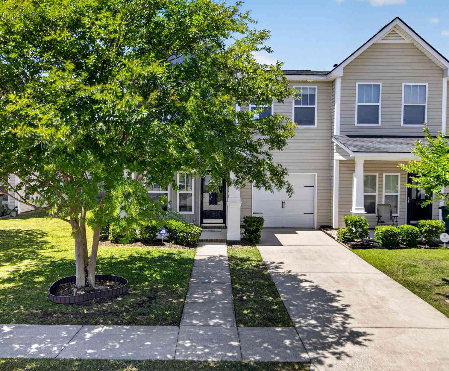 Townhouse For Sale - 138 Kirkland Street<br/> Goose Creek, SC 29445