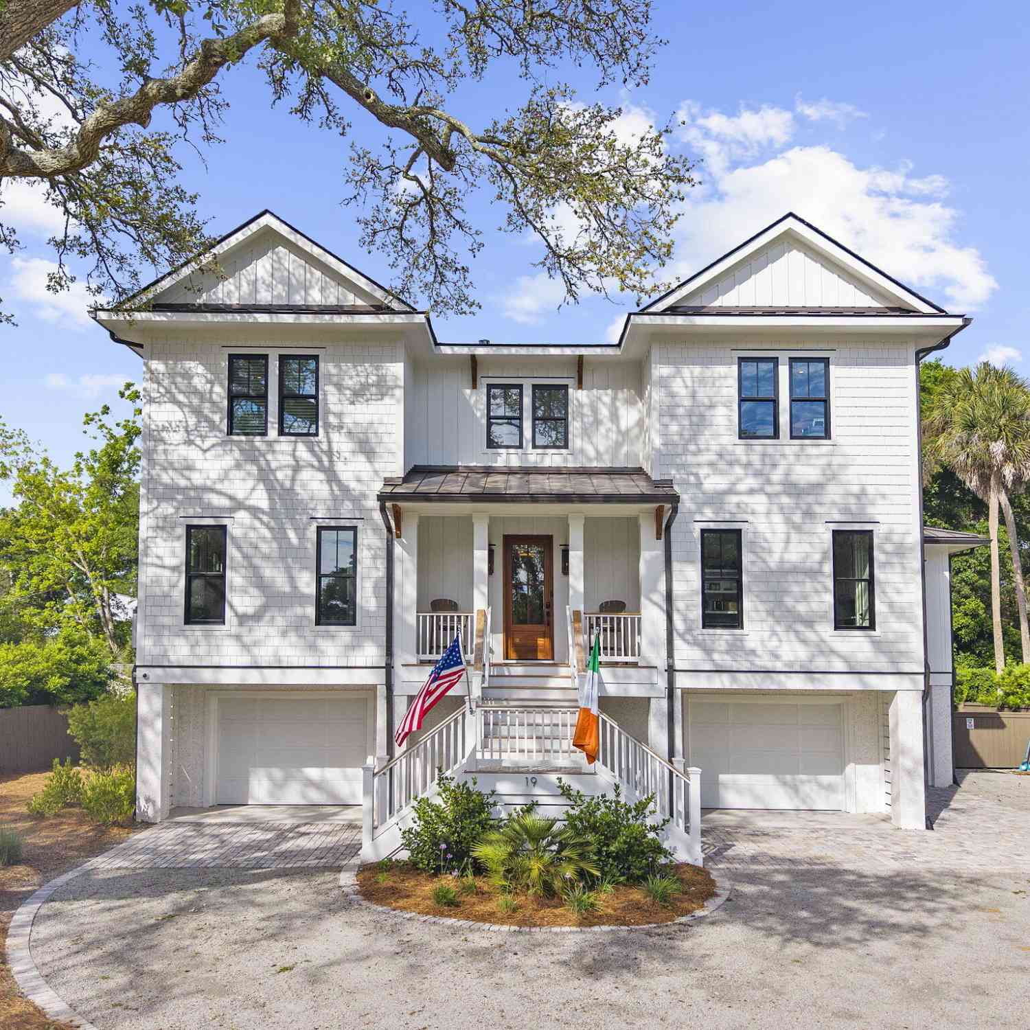 Homes For Sale - 19 26th Avenue<br/> Charleston County, Isle of Palms, SC 29451