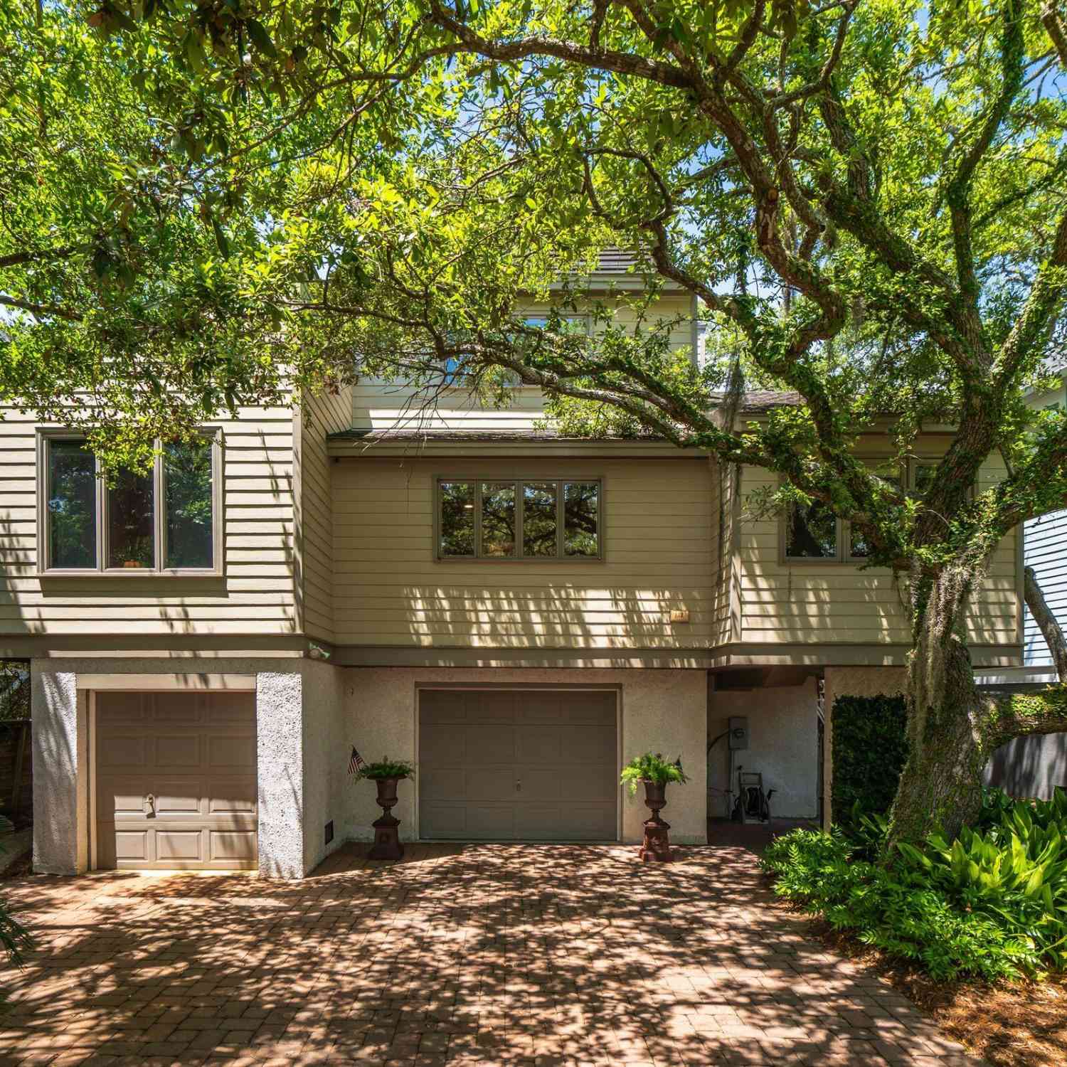 Homes For Sale - 12 Marsh Island Lane<br/> Charleston County, Isle of Palms, SC 29451