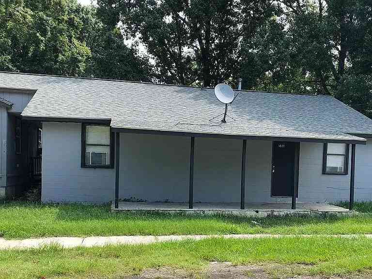 Multifamily For Rent - 5116 Twitty<br/> North Charleston, SC 29406