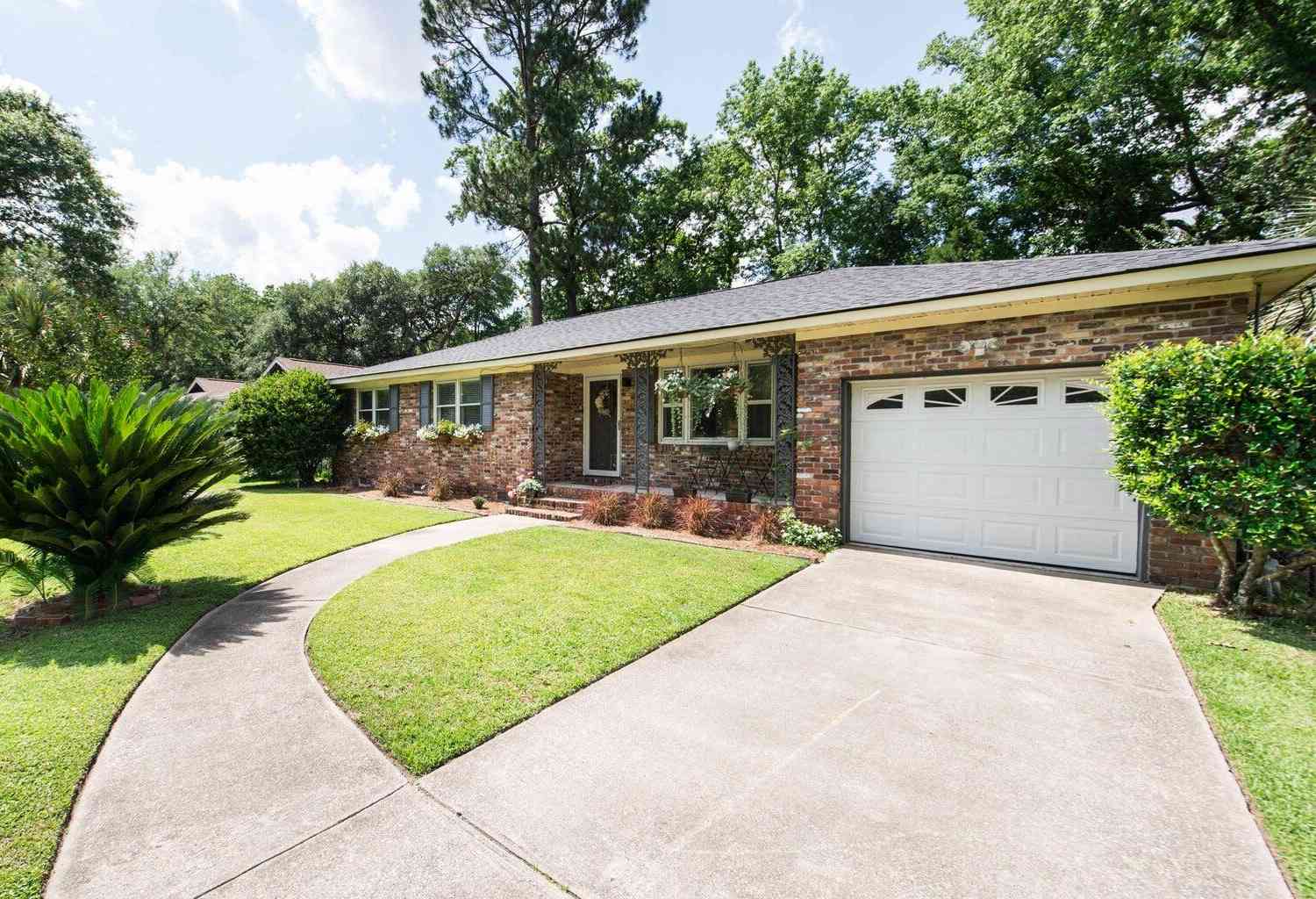 Homes For Rent - 1268 Marvin Avenue<br/> Charleston, SC 29407
