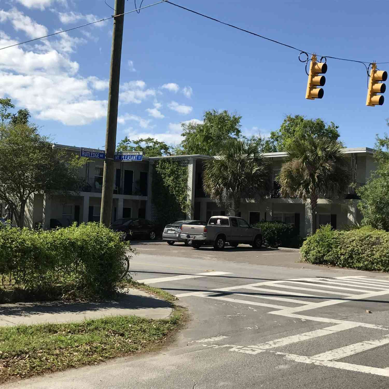 Homes For Rent - 1301 Rutledge Avenue #3<br/> Charleston, SC 29403