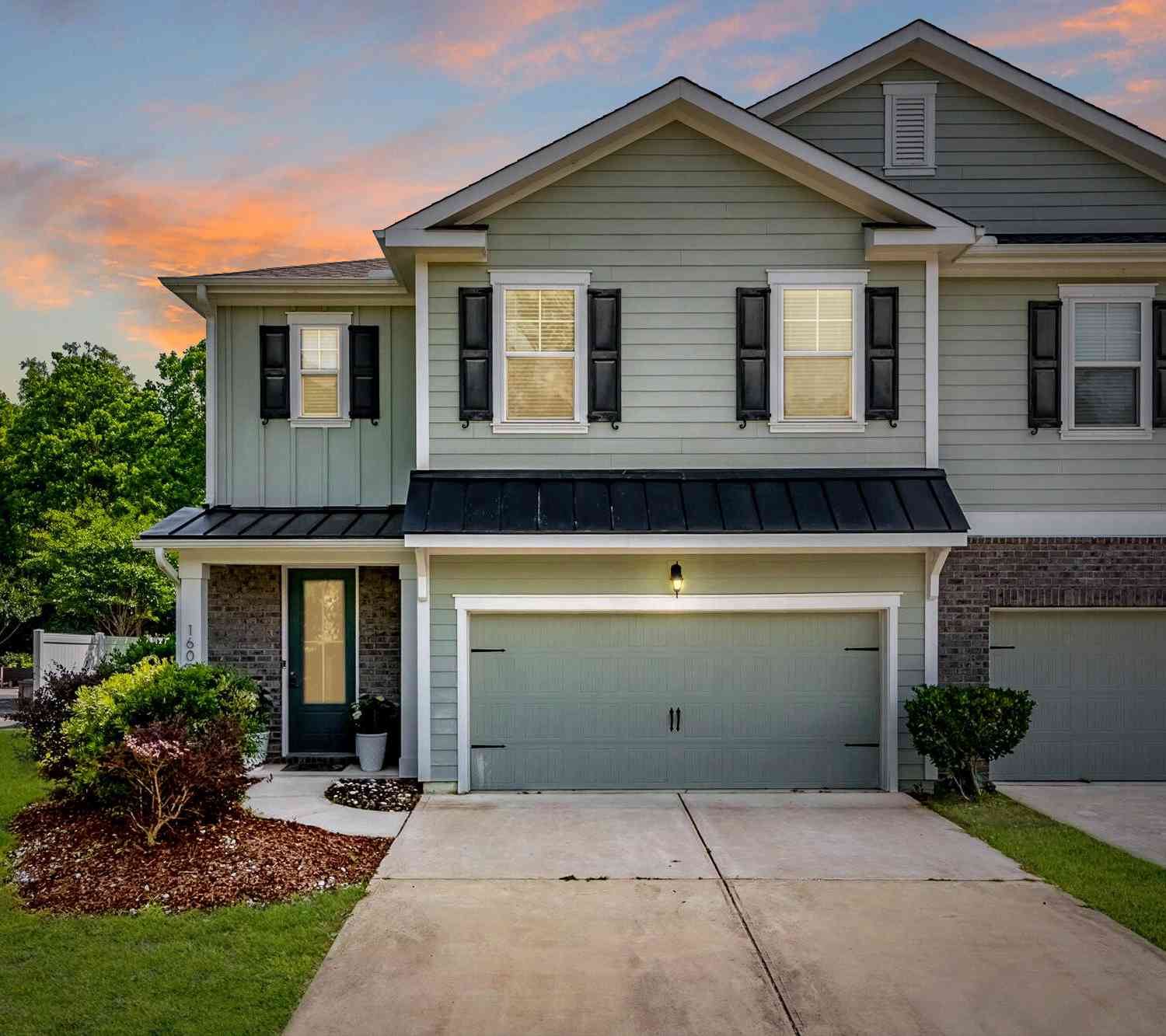 Townhouse For Sale - 1602 Mermentau Street<br/> Mount Pleasant, SC 29466