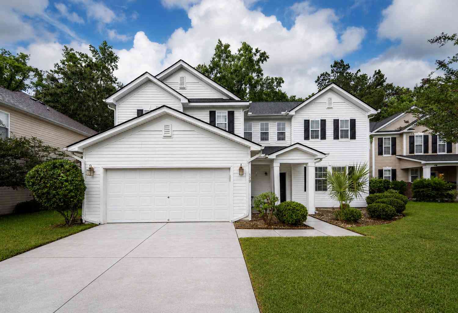 Homes For Sale - 129 Salt Meadow Lane<br/> Summerville, SC 29483