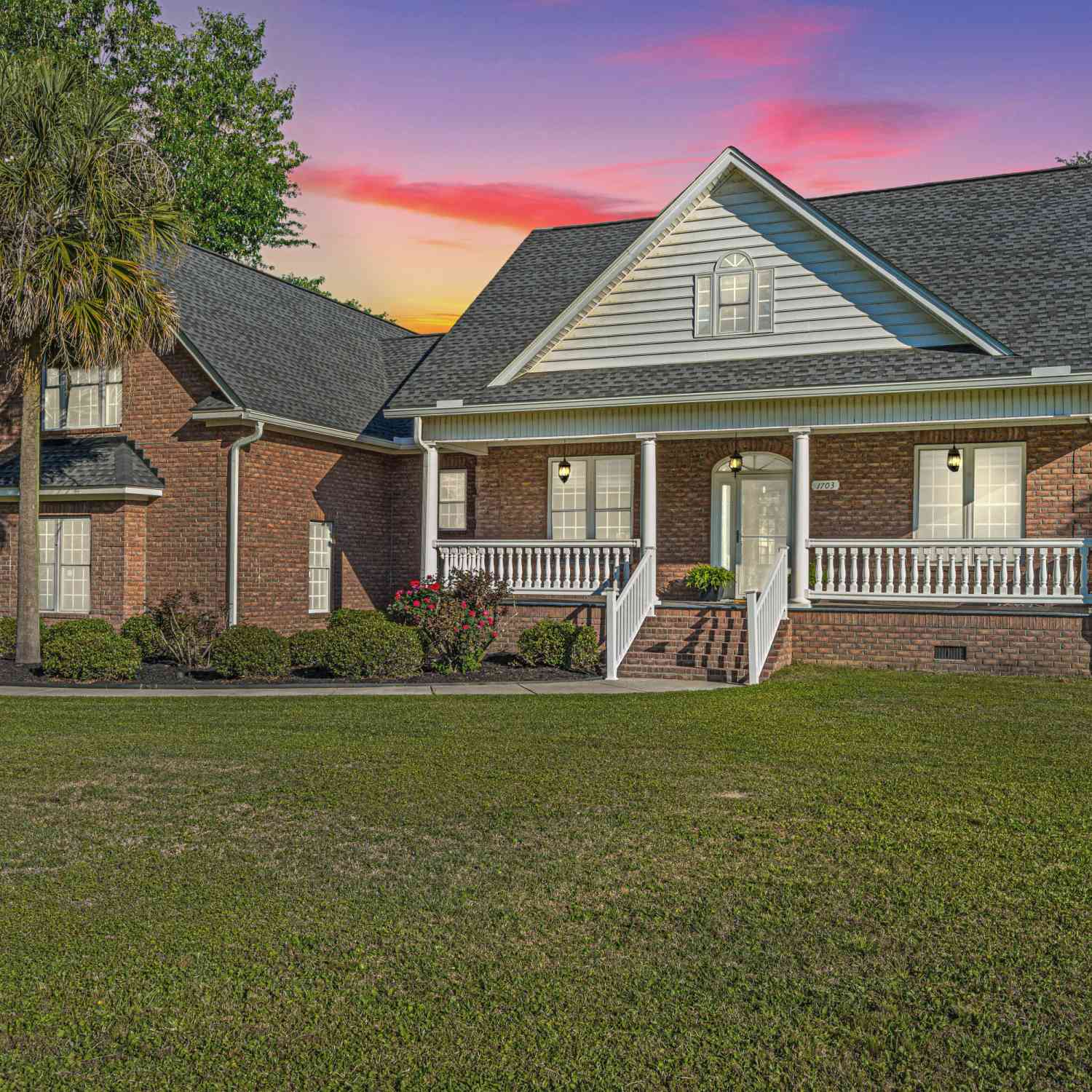 Homes For Sale - 1703 Redwood<br/> Moncks Corner, SC 29461